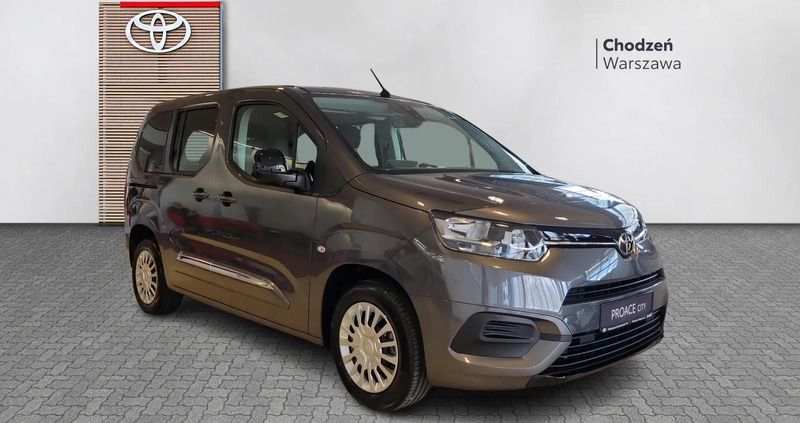 Toyota Proace City Verso cena 117100 przebieg: 5, rok produkcji 2023 z Warszawa małe 92